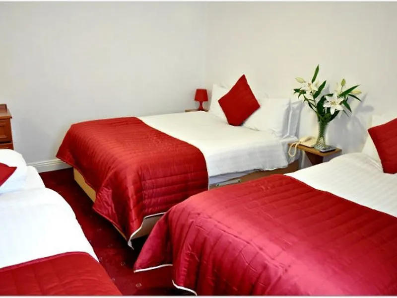 Maple Hotel Dublin 2*,  Irsko